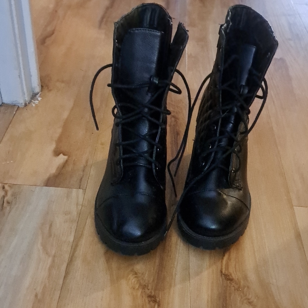 Women's Black Lace-Up Boots